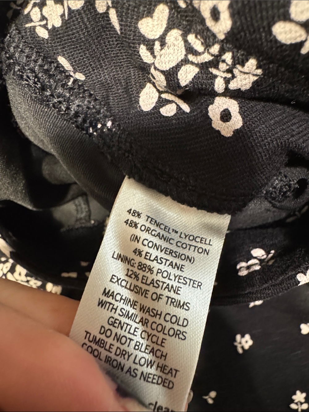 TOAD & CO Birdie Skort Black with White Ditsy Floral Print Size Small - Picture 3 of 3